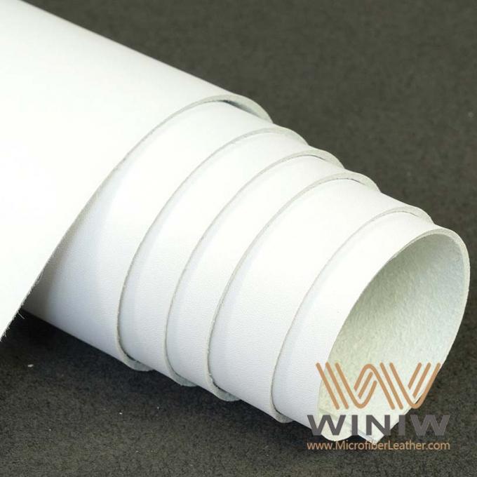 Le PVC supérieur de Microfiber de Faux de flexibilité de finition hydrofuge de WINIW garnissent en cuir pour des chaussures